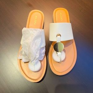 Aldo White & Gold Sandal- 7.5